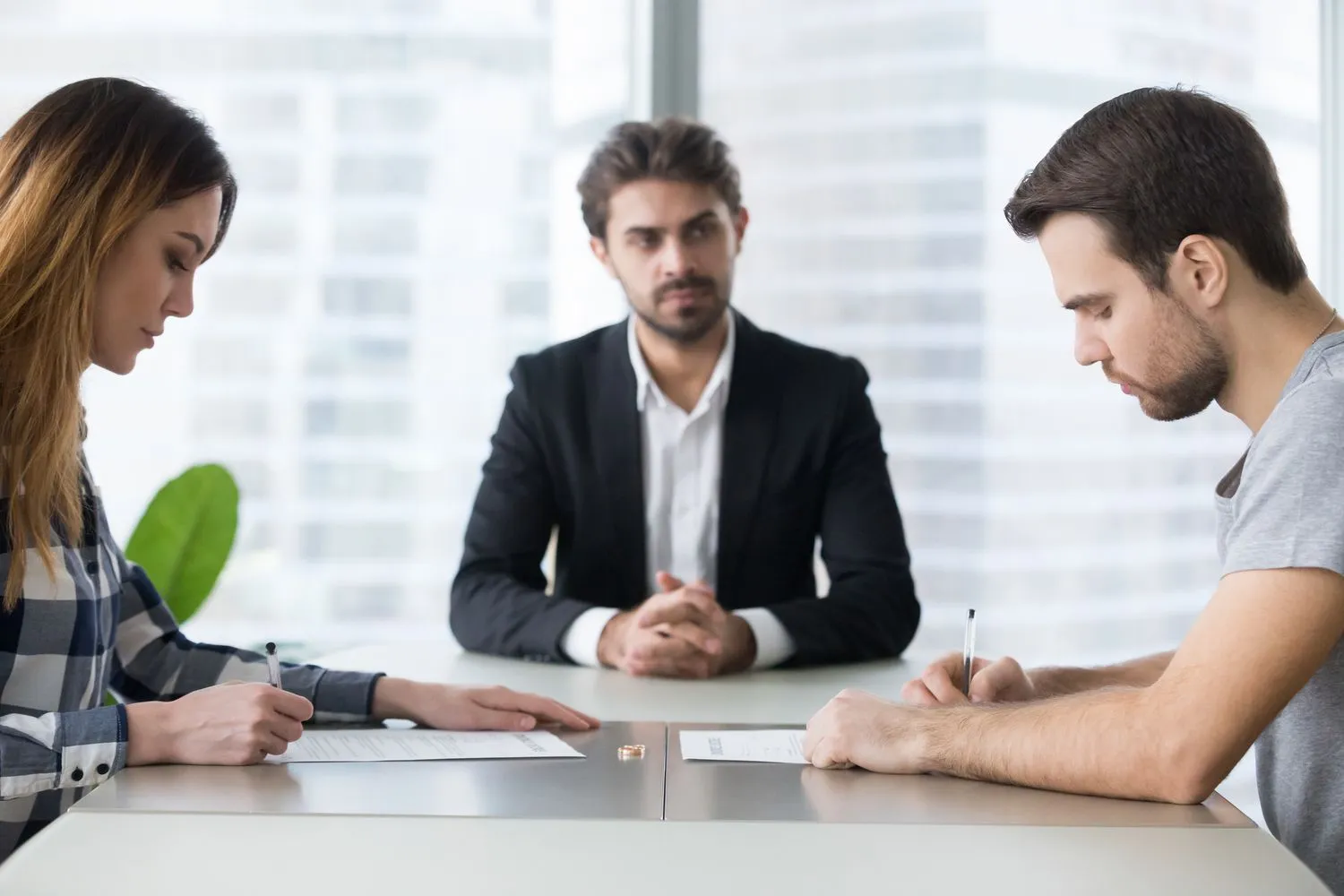 How EH Mediation Guides Couples Toward Fair and Balanced Outcomes Milton Keynes