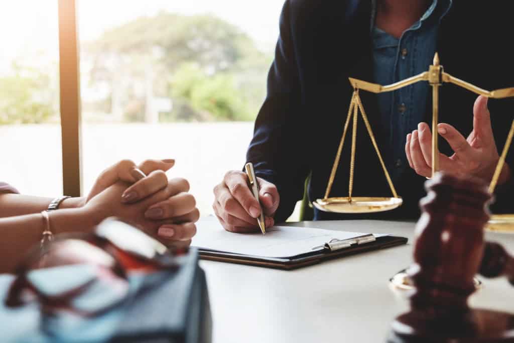 Court Applications vs. Mediation: A Less Stressful Path with EH Mediation Milton Keynes